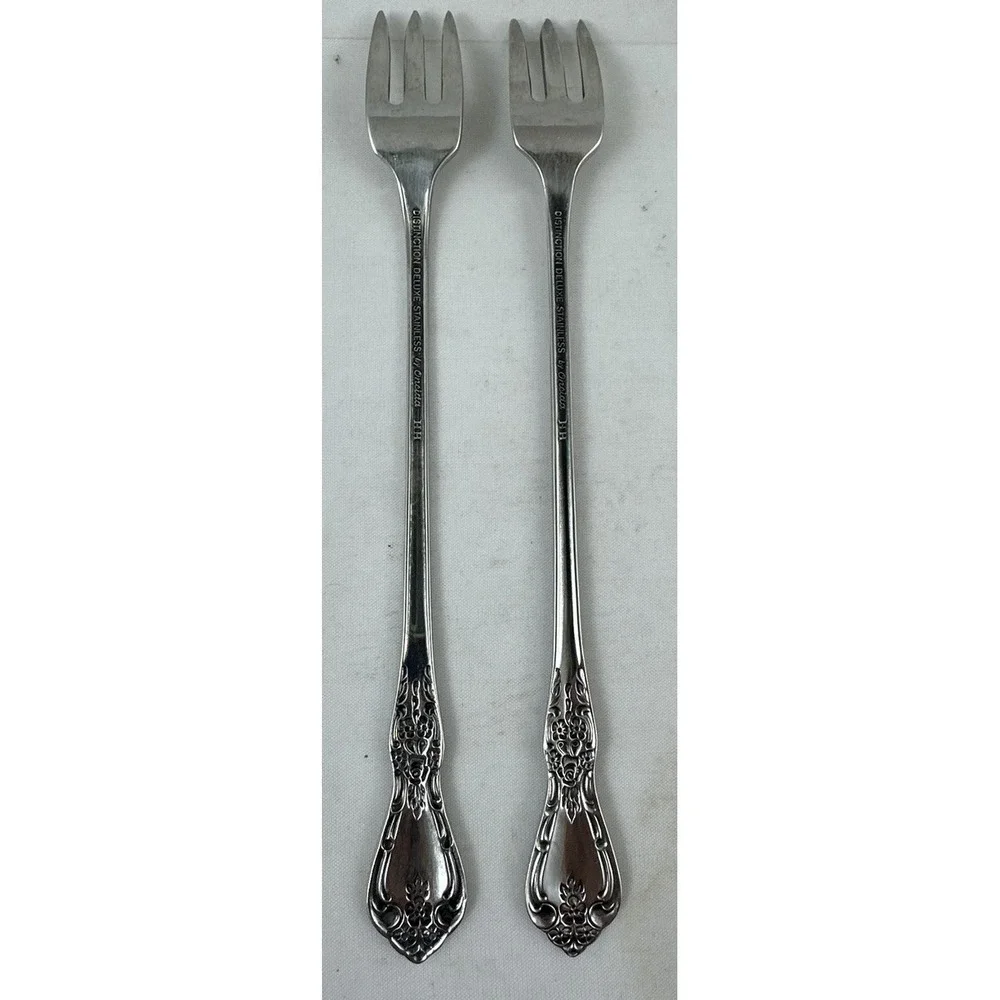 Oneida Distinction Deluxe HH Kennet Square Pickle Appetizer Relish Cocktail Fork